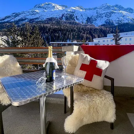 Designer Kueche - Suedbalkon - Tg-stellplatz - Wlan Apartament *